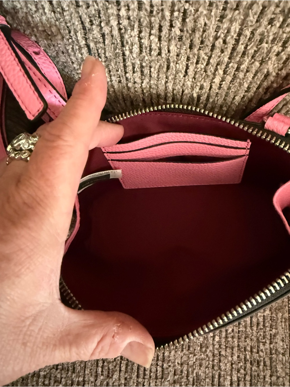 Marc Jacobs Bubblegum Pink Pebbled Leather Crossbody - Picture 2 of 2